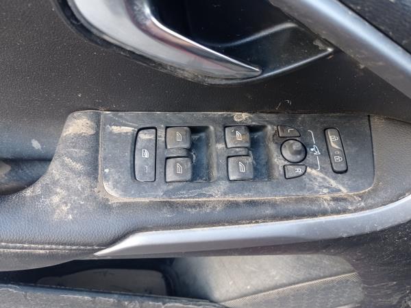 V40 Hatchback VOLVO V40 Hatchback Imagem-32