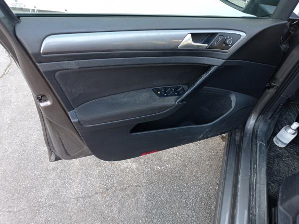 Golf VII Variant  VOLKSWAGEN Golf VII Variant (BA5, BV5) Imagem-61