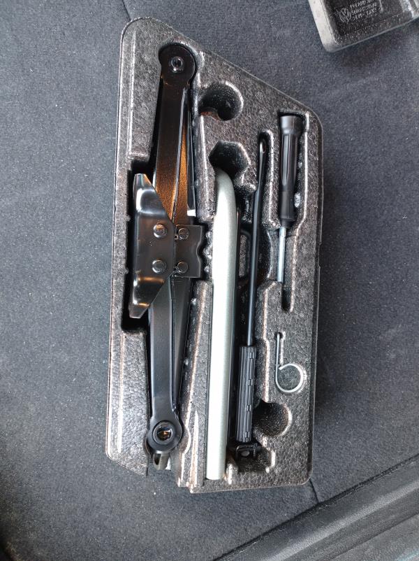 Golf VII Variant  VOLKSWAGEN Golf VII Variant (BA5, BV5) Imagem-76