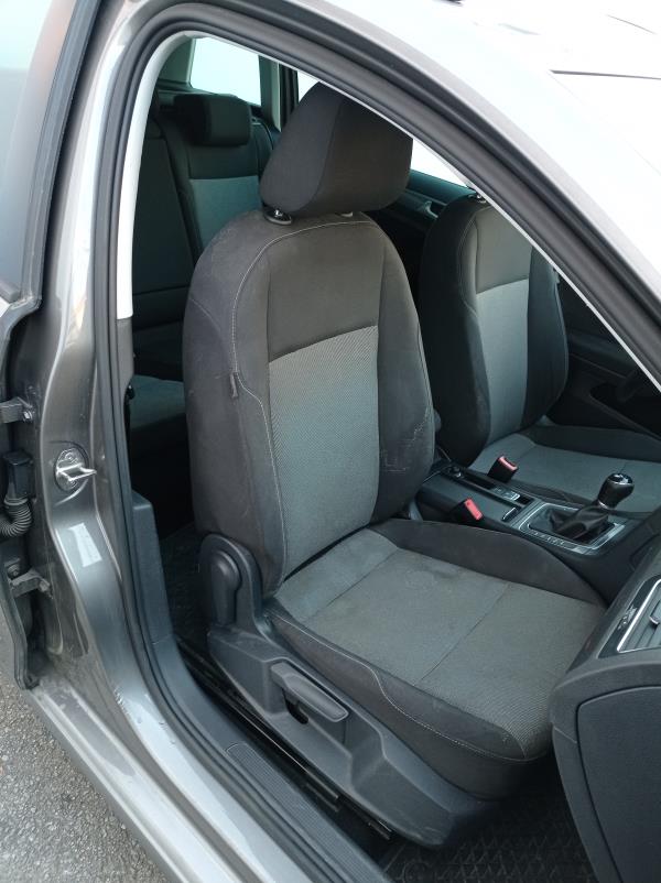 Golf VII Variant  VOLKSWAGEN Golf VII Variant (BA5, BV5) Imagem-139