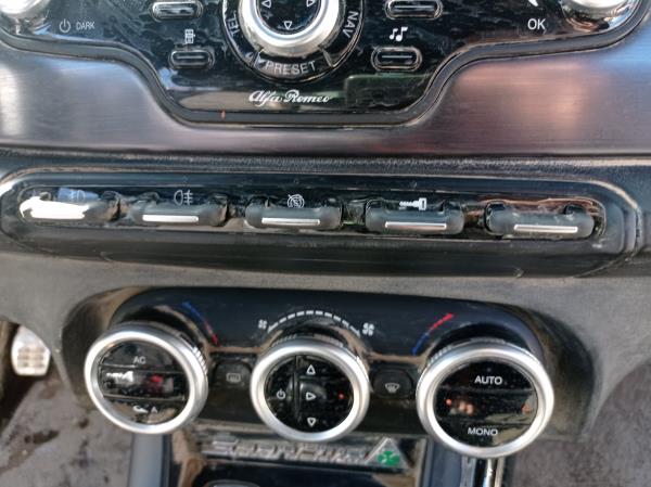 Giulietta  ALFA ROMEO Giulietta (940_) Imagem-71