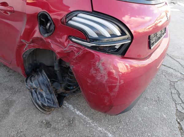 208 PEUGEOT 208 Imagem-21