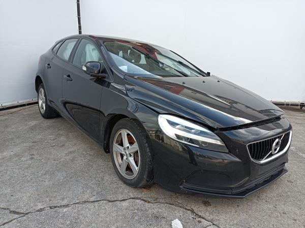 V40 Hatchback VOLVO V40 Hatchback Imagem-1