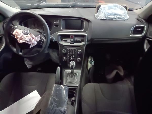 V40 Hatchback VOLVO V40 Hatchback Imagem-6