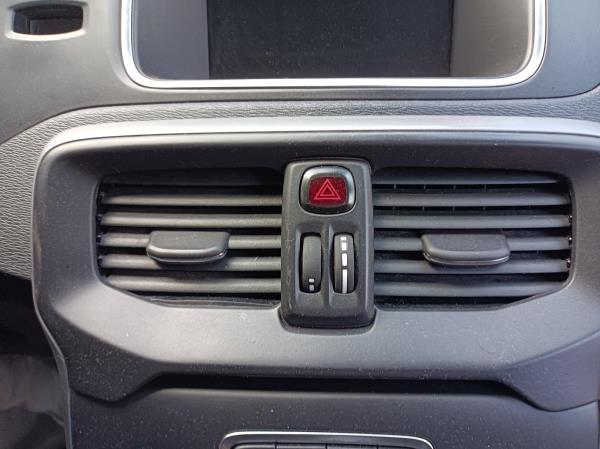 V40 Hatchback VOLVO V40 Hatchback Imagem-54