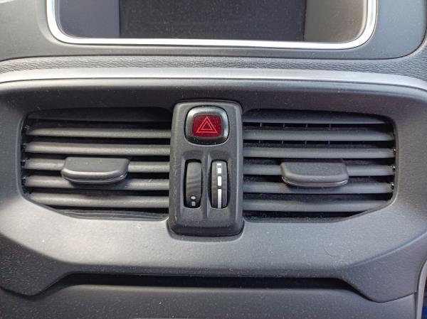 V40 Hatchback VOLVO V40 Hatchback Imagem-55