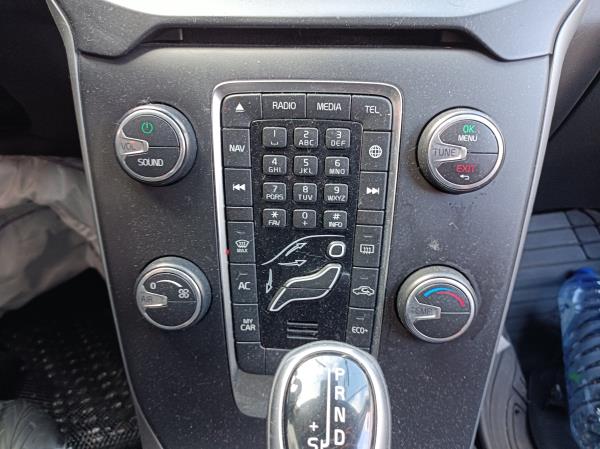 V40 Hatchback VOLVO V40 Hatchback Imagem-56