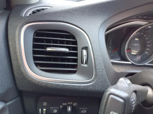 V40 Hatchback VOLVO V40 Hatchback Imagem-65