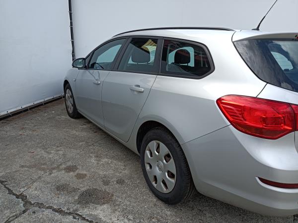 Astra J Sports Tourer Van OPEL Astra J Sports Tourer Van Imagem-54