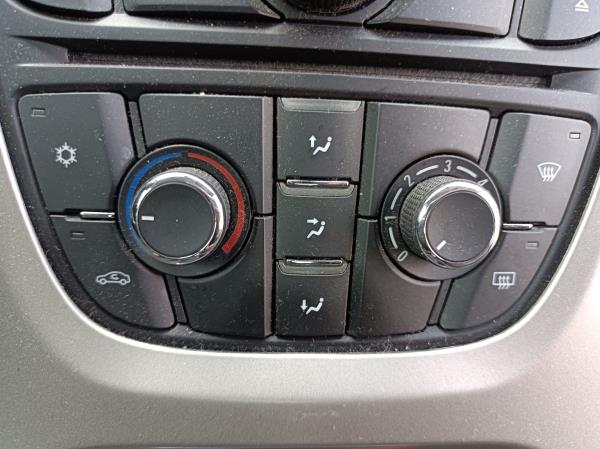 Astra J Sports Tourer Van OPEL Astra J Sports Tourer Van Imagem-95