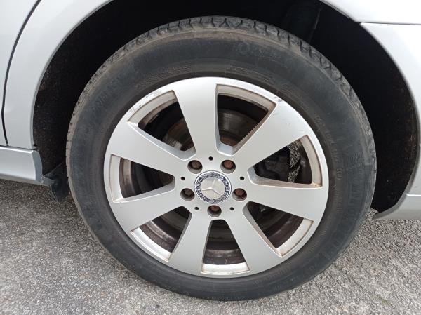 Classe C  MERCEDES-BENZ Classe C (W204) Imagem-19
