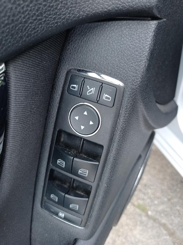 Classe C  MERCEDES-BENZ Classe C (W204) Imagem-62