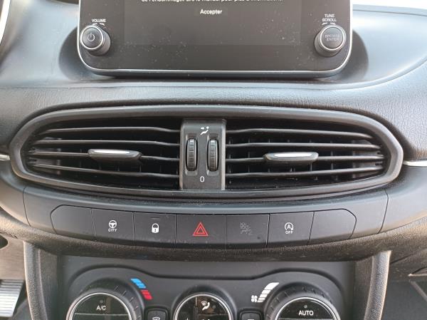 Tipo Hatchback  FIAT Tipo Hatchback (357_) Imagem-89