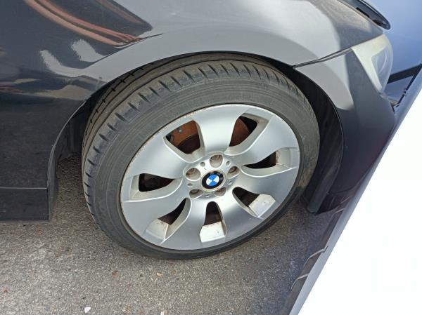 3  BMW 3 (E90) Imagem-25