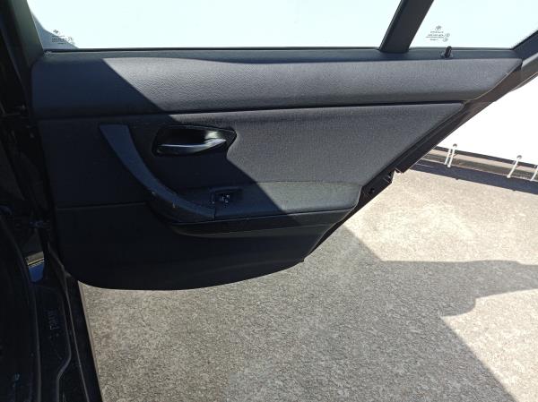 3  BMW 3 (E90) Imagem-40