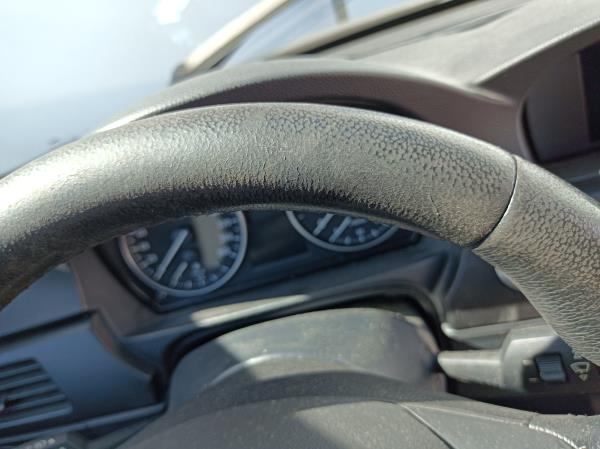 3  BMW 3 (E90) Imagem-64