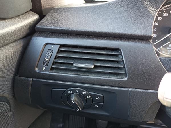 3  BMW 3 (E90) Imagem-69