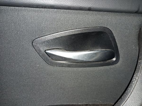 3  BMW 3 (E90) Imagem-107