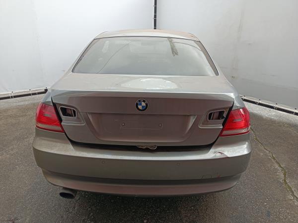 3 Coupé  BMW 3 Coupé (E92) Imagem-3