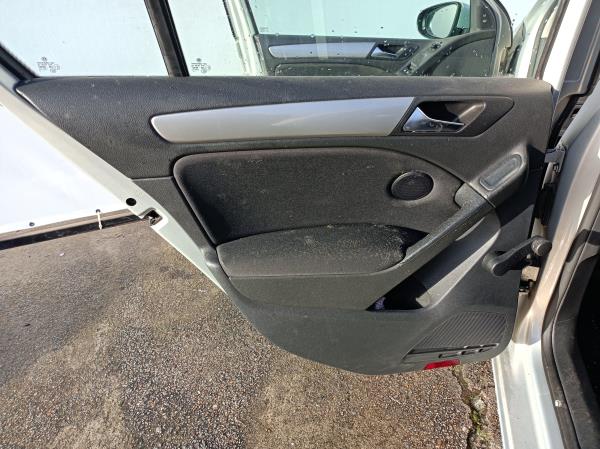 Golf VI  VOLKSWAGEN Golf VI (5K1) Imagem-48