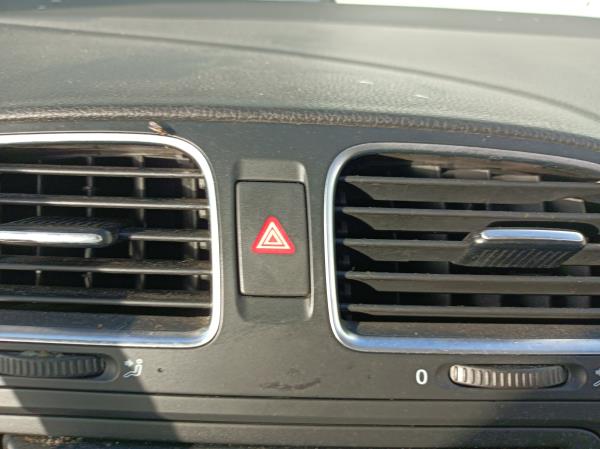 Golf VI  VOLKSWAGEN Golf VI (5K1) Imagem-57