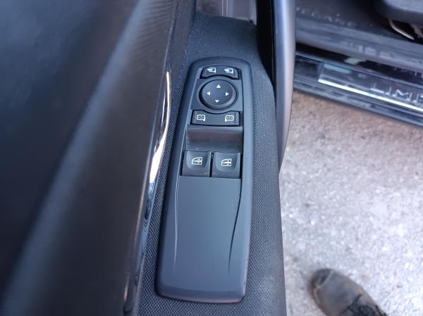 Megane III Coupé  RENAULT Megane III Coupé (DZ0/1_) Imagem-42