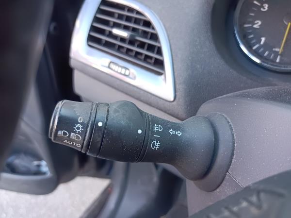 Megane III Coupé  RENAULT Megane III Coupé (DZ0/1_) Imagem-46