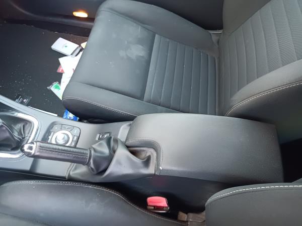 Megane III Coupé  RENAULT Megane III Coupé (DZ0/1_) Imagem-62