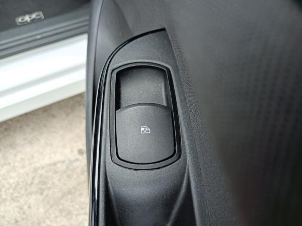 Corsa E OPEL Corsa E Imagem-45