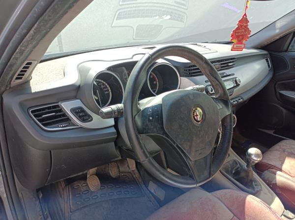 Giulietta  ALFA ROMEO Giulietta (940_) Imagem-6