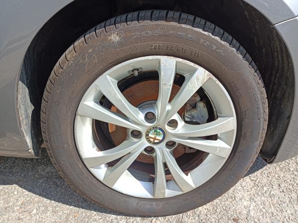 Giulietta  ALFA ROMEO Giulietta (940_) Imagem-20