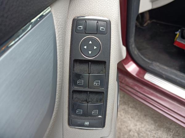 Classe C  MERCEDES-BENZ Classe C (W204) Imagem-67