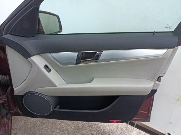 Classe C  MERCEDES-BENZ Classe C (W204) Imagem-79