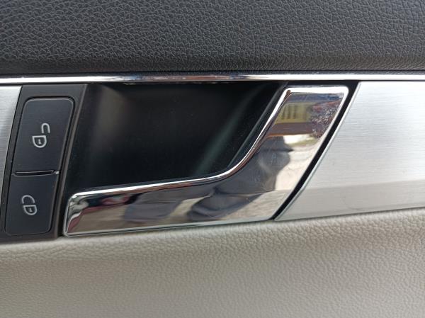 Classe C  MERCEDES-BENZ Classe C (W204) Imagem-80