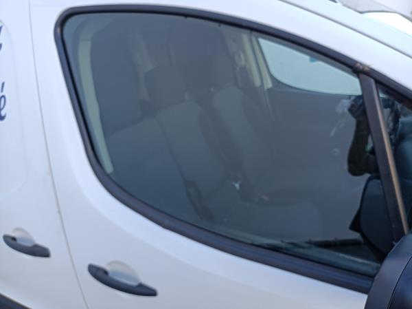 Partner II PEUGEOT Partner II Imagem-17