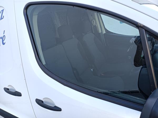 Partner II PEUGEOT Partner II Imagem-18