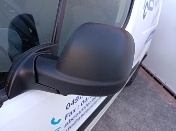 Partner II PEUGEOT Partner II Imagem-29