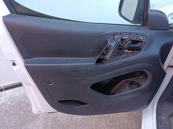 Partner II PEUGEOT Partner II Imagem-39