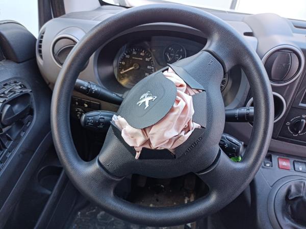 Partner II PEUGEOT Partner II Imagem-73