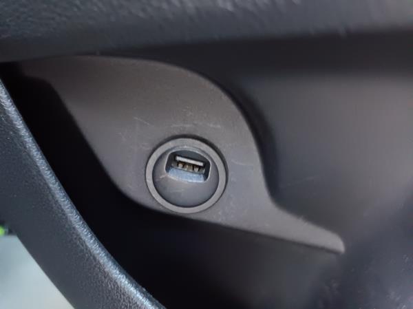 Partner II PEUGEOT Partner II Imagem-74