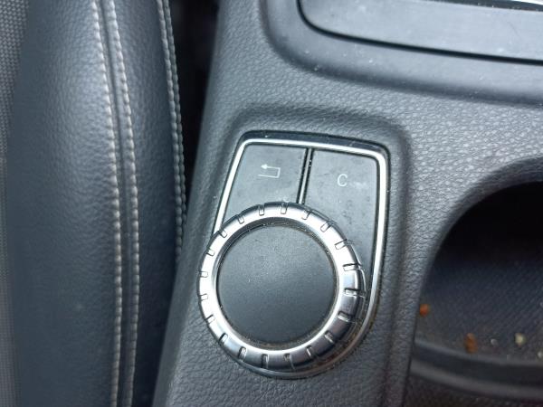 Classe A  MERCEDES-BENZ Classe A (W176) Imagem-51