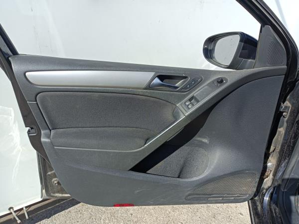 Golf VI  VOLKSWAGEN Golf VI (5K1) Imagem-52