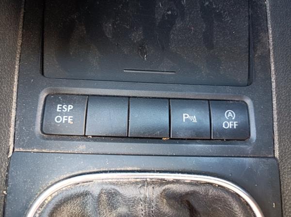 Golf VI  VOLKSWAGEN Golf VI (5K1) Imagem-85