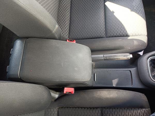 Golf VI  VOLKSWAGEN Golf VI (5K1) Imagem-93