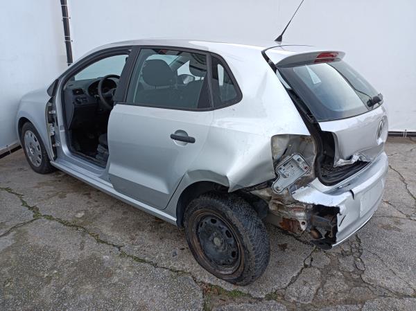 Polo  VOLKSWAGEN Polo (6R, 6C) Imagem-3