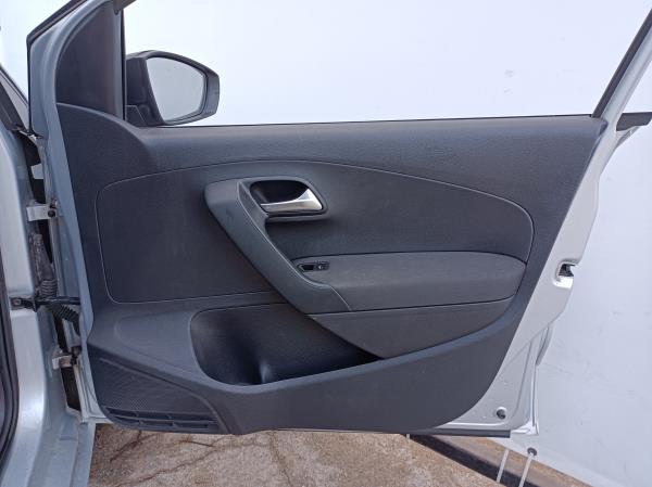 Polo  VOLKSWAGEN Polo (6R, 6C) Imagem-51