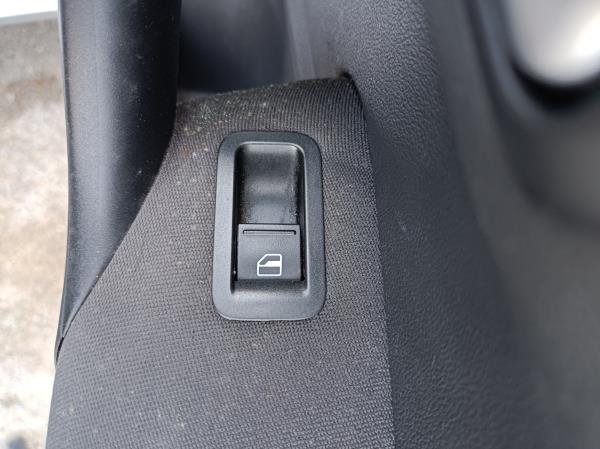 Polo  VOLKSWAGEN Polo (6R, 6C) Imagem-53