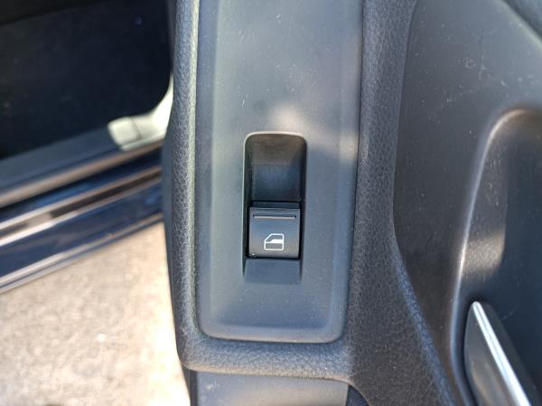 Golf VI  VOLKSWAGEN Golf VI (5K1) Imagem-42