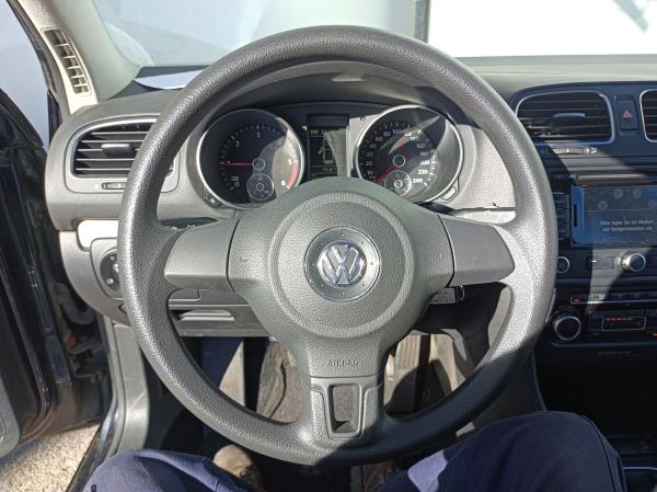 Golf VI  VOLKSWAGEN Golf VI (5K1) Imagem-58