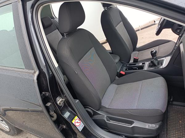 Golf VII  VOLKSWAGEN Golf VII (5G1, BQ1, BE1, BE2) Imagem-47